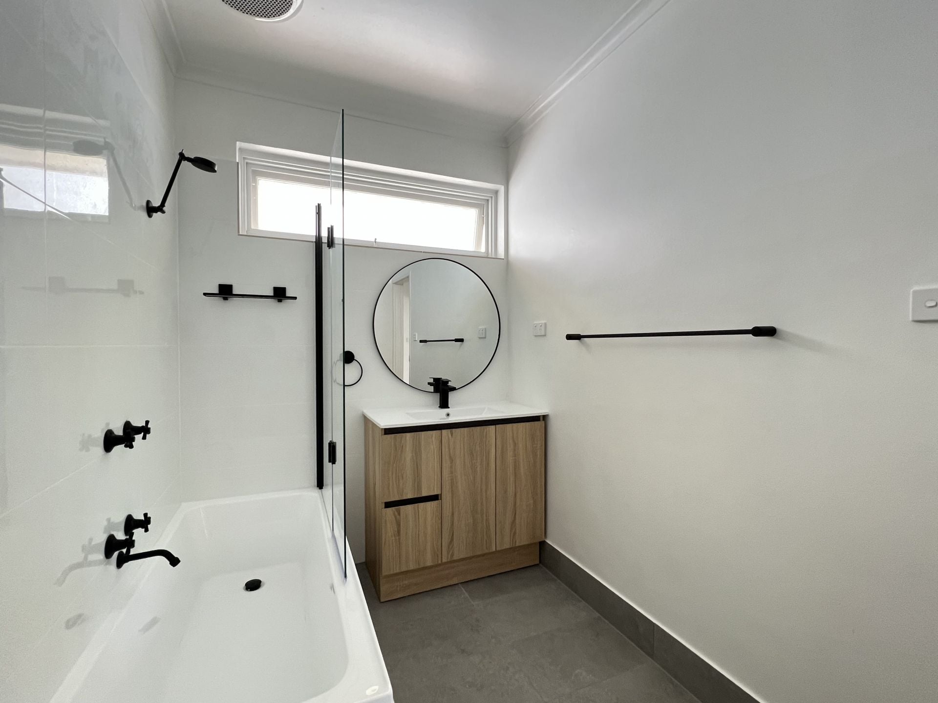 Spacious Two Bedroom Apartment!