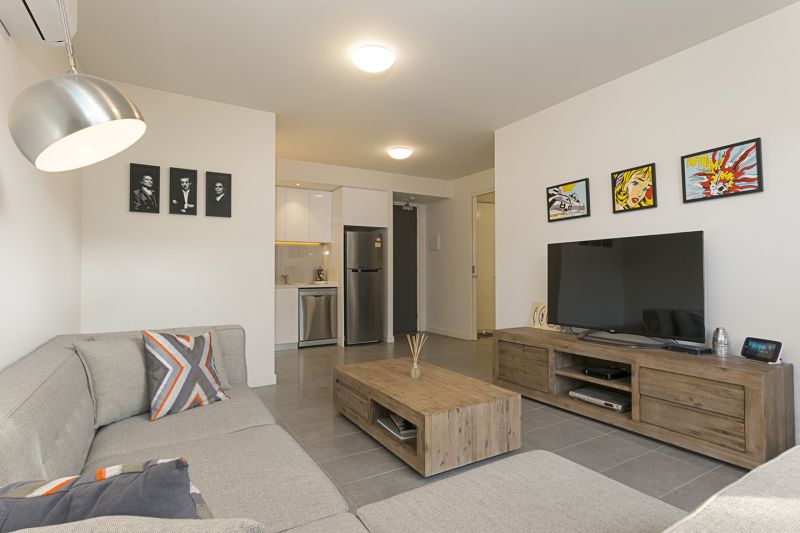 1/286 Hawthorn Road, Caulfield - Thumbnail 3