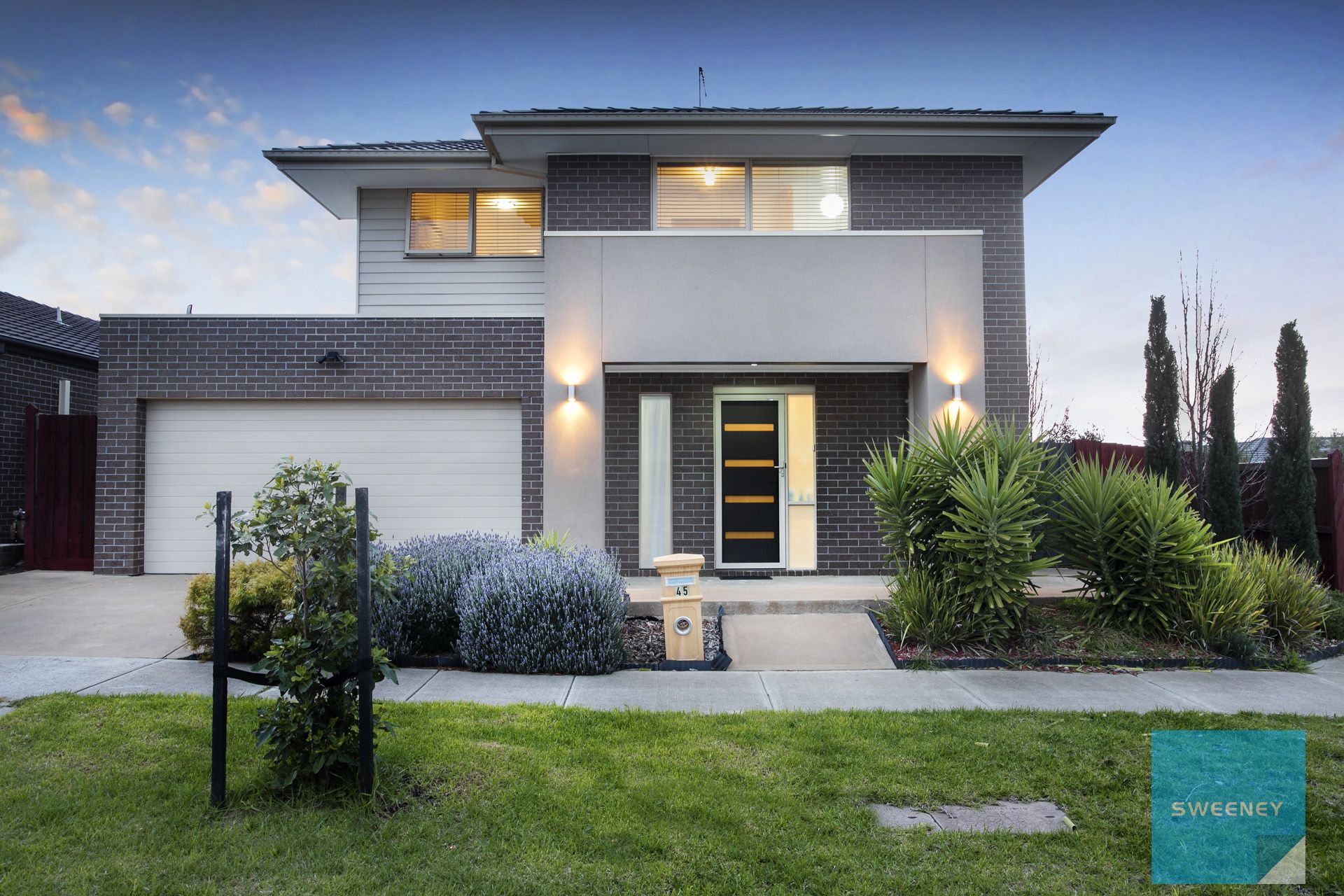45 Keynes Circuit, Fraser Rise - Thumbnail 2