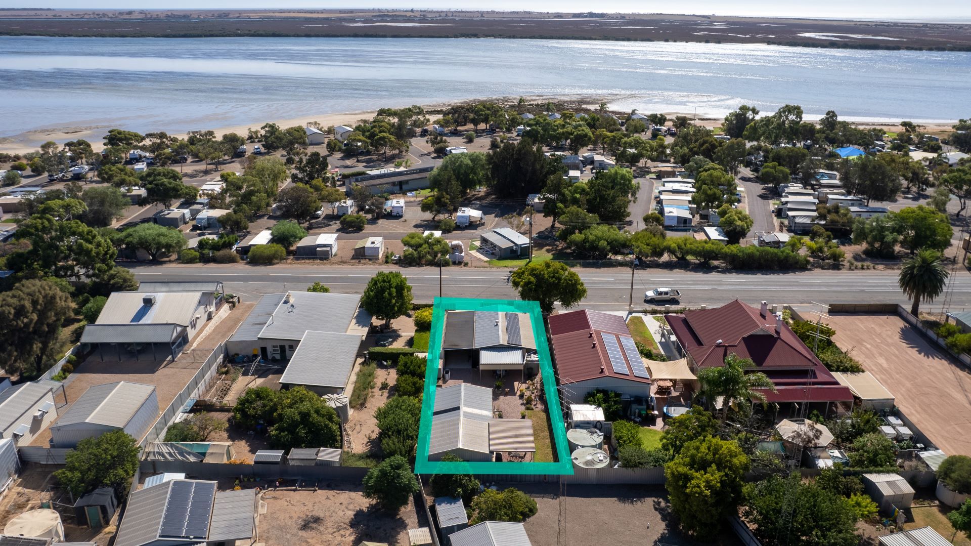 11 Spencer Highway Port Broughton SA, Port Broughton - Thumbnail 2