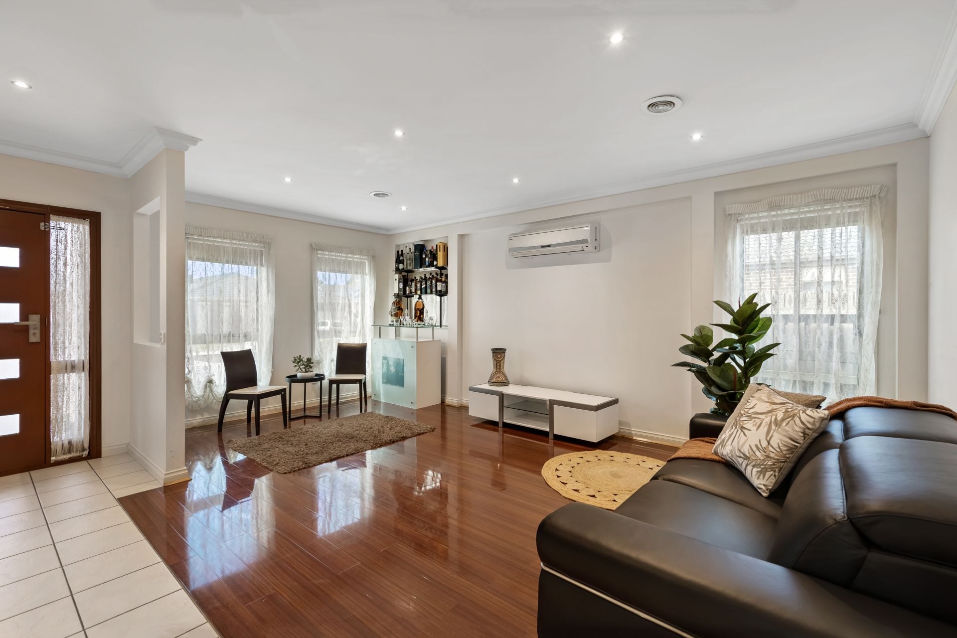 17 Paringa Avenue South Morang, South Morang - Thumbnail 4