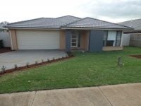 39 Empire Avenue, Drouin VIC