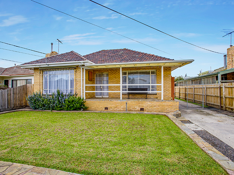4 Acacia Avenue, Seaholme - Thumbnail 2