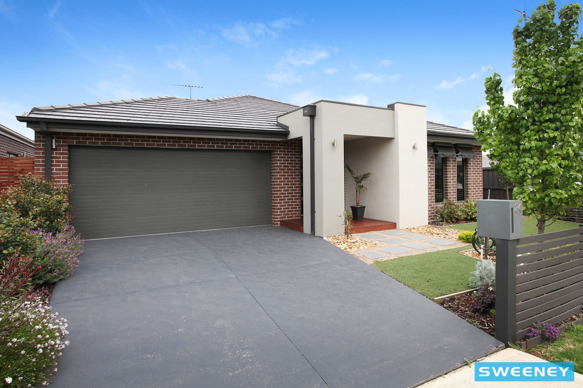 24 Peppermint Grove, Taylors Hill - Thumbnail 3