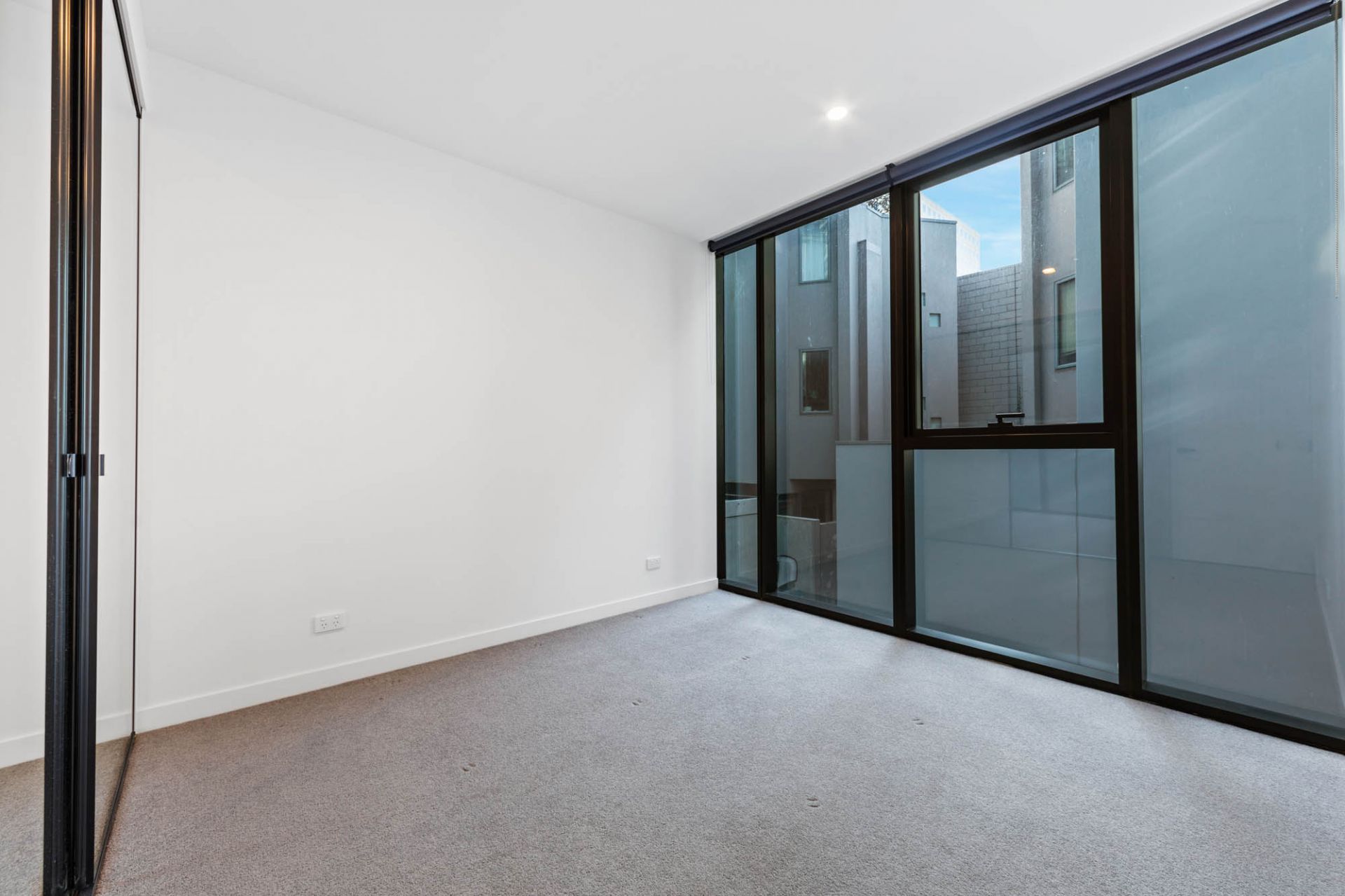 unit 101/39 Park Street, South Melbourne - Thumbnail 4