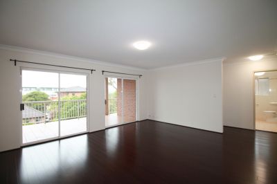 10/28 Boronia Street, Kensington