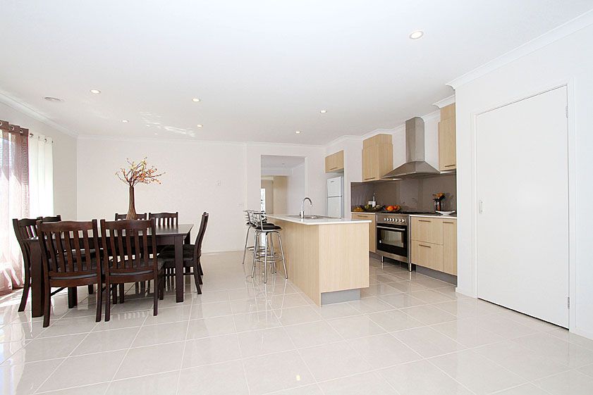 FOUR BEDROOM, FAMILY FAVORITE!   *Insp Thu 18th Feb @ 5:00pm & Sat 20th Feb @ 9:15am*