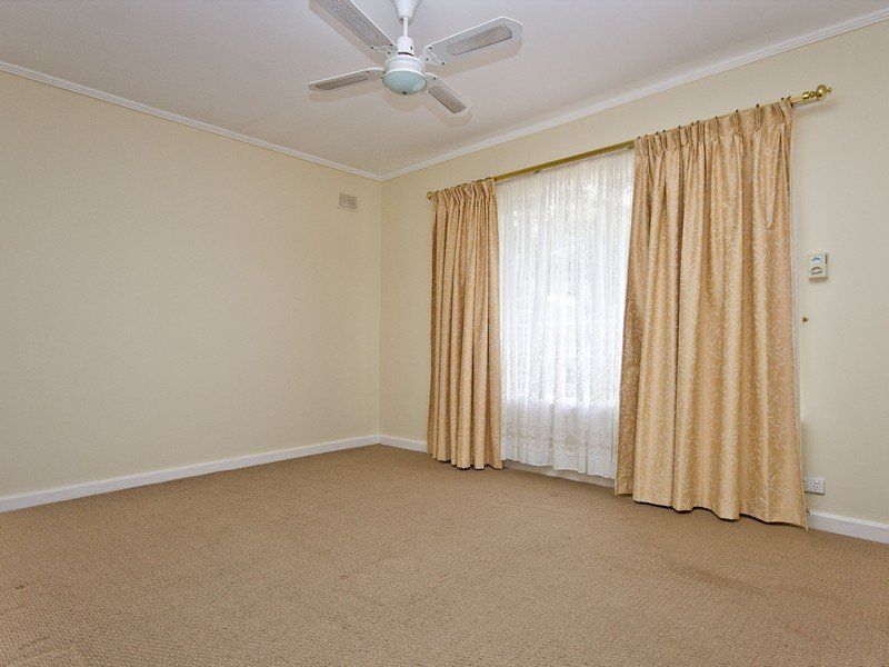13 Dobson Drive Pooraka 5095