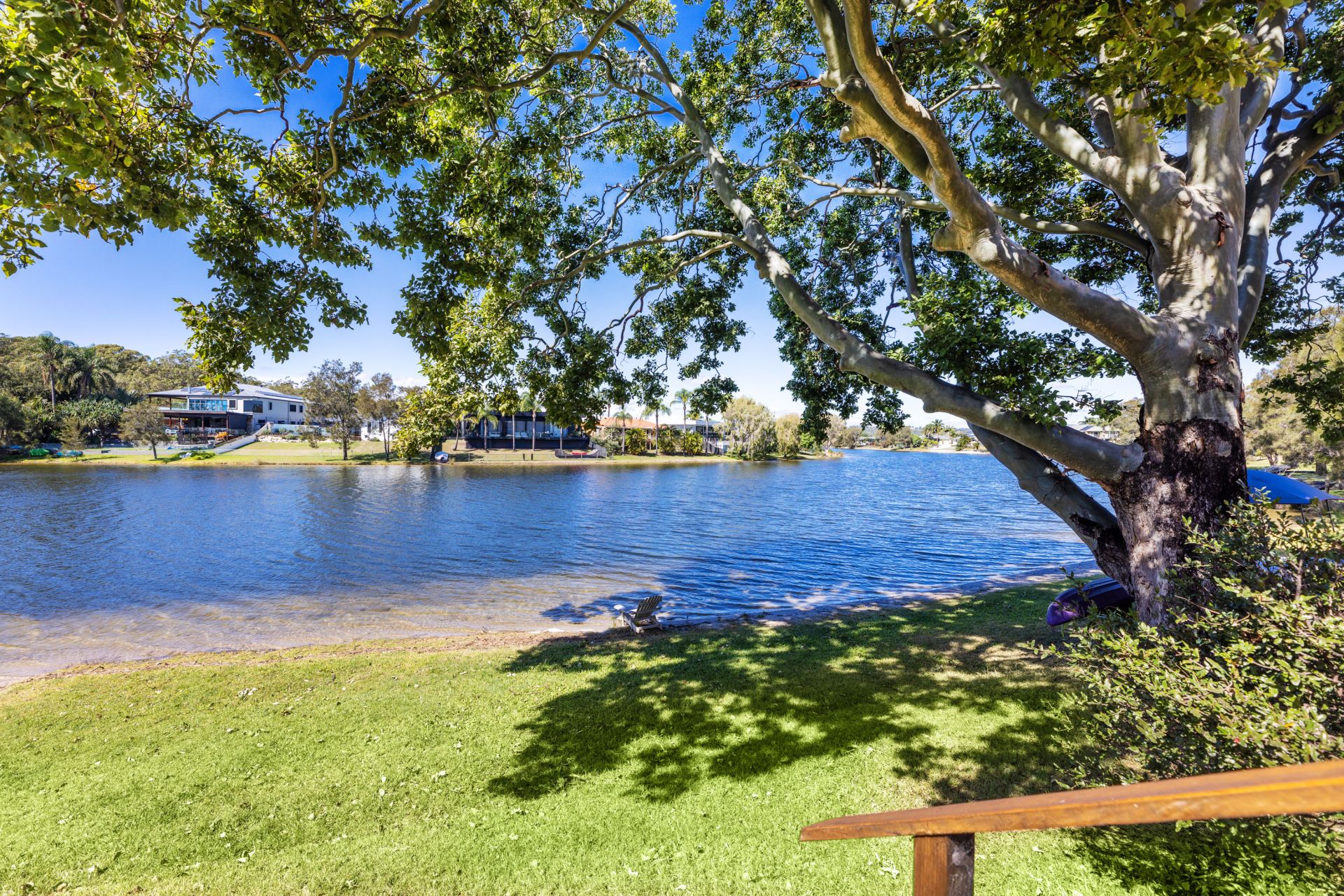 2/24 Sunbird Street, Burleigh Waters Lacey West