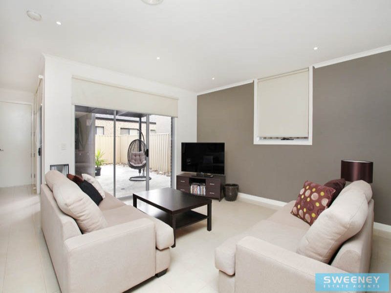 1 Vancluse Lane, Caroline Springs - Thumbnail 6