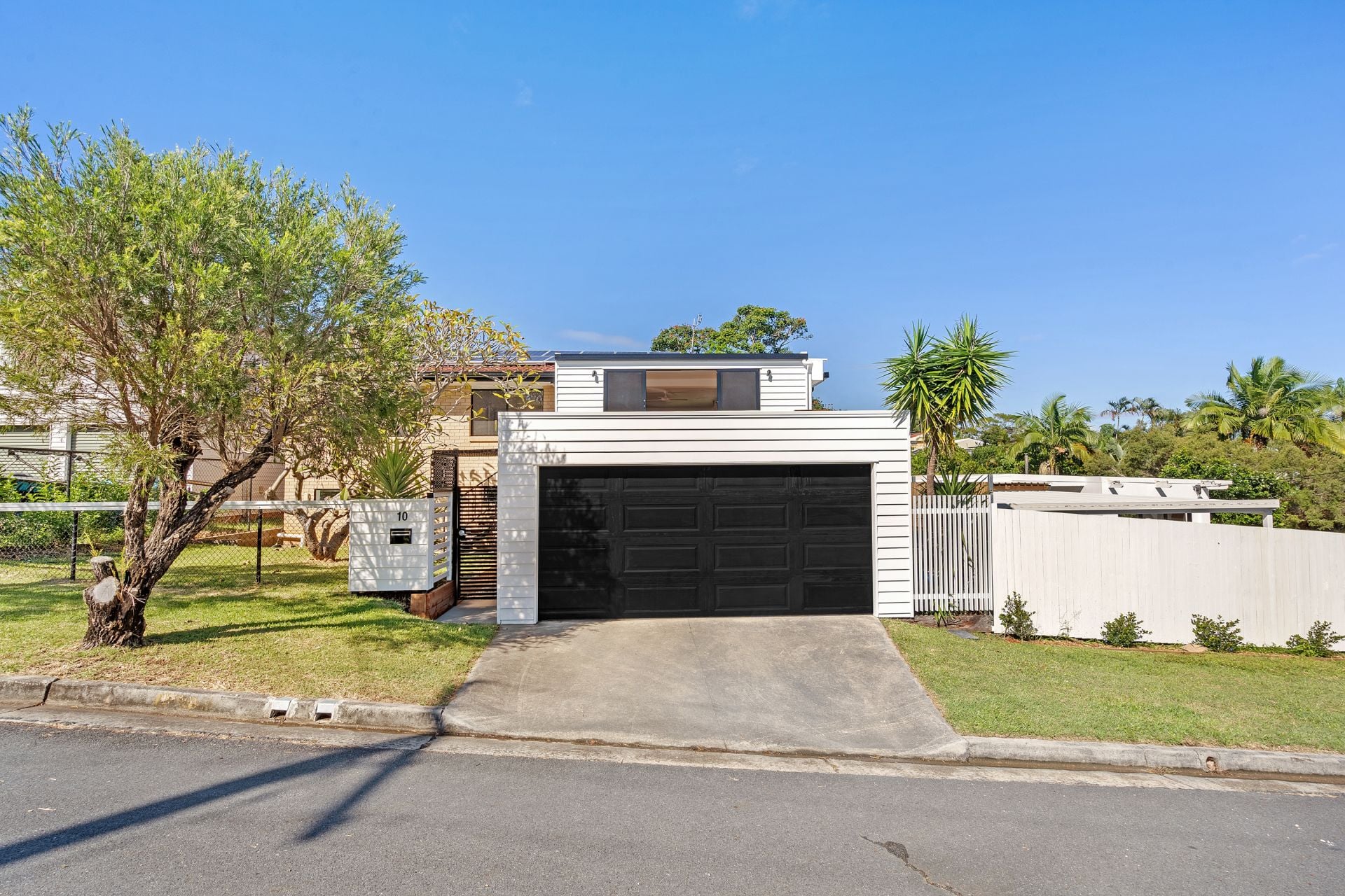 $ 1,002,000, Southport - Thumbnail 2