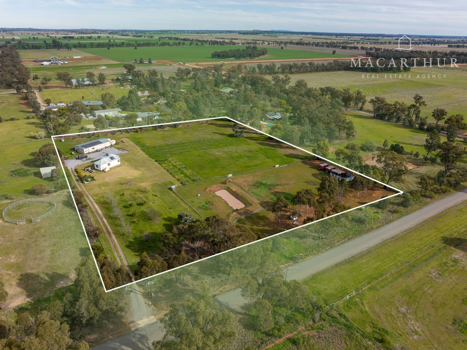 11 Devlin Street, Coolamon Macarthur Real Estate Agency