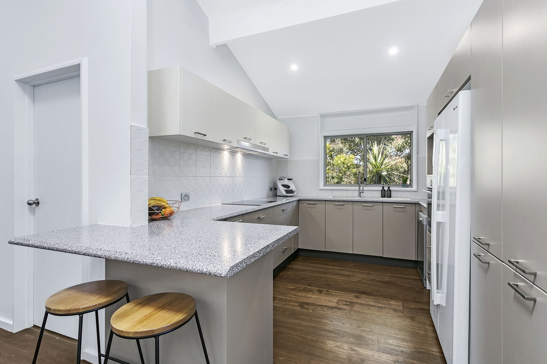 9 Meehan Place Kirrawee NSW, Kirrawee - Thumbnail 4