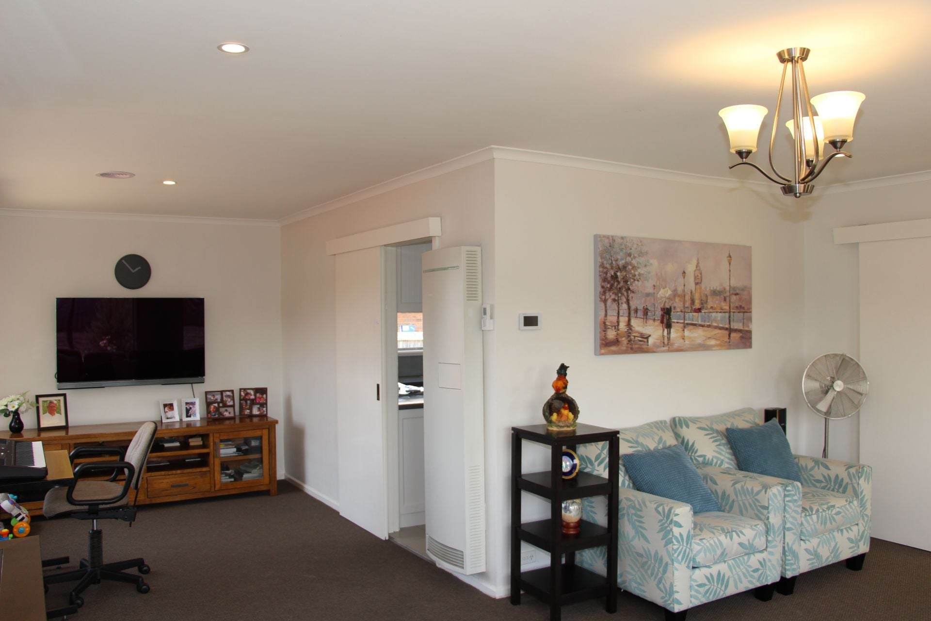 DESIRABLE HOME & DESIRABLE LOCATION