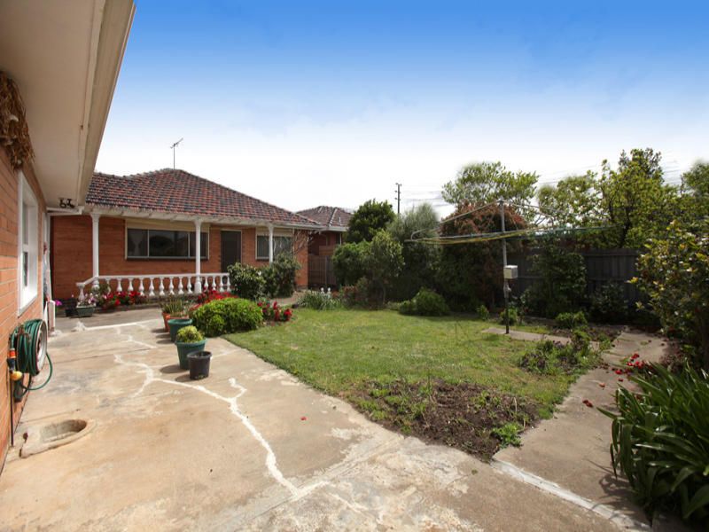 56 Rosala Avenue, Altona North - Thumbnail 6