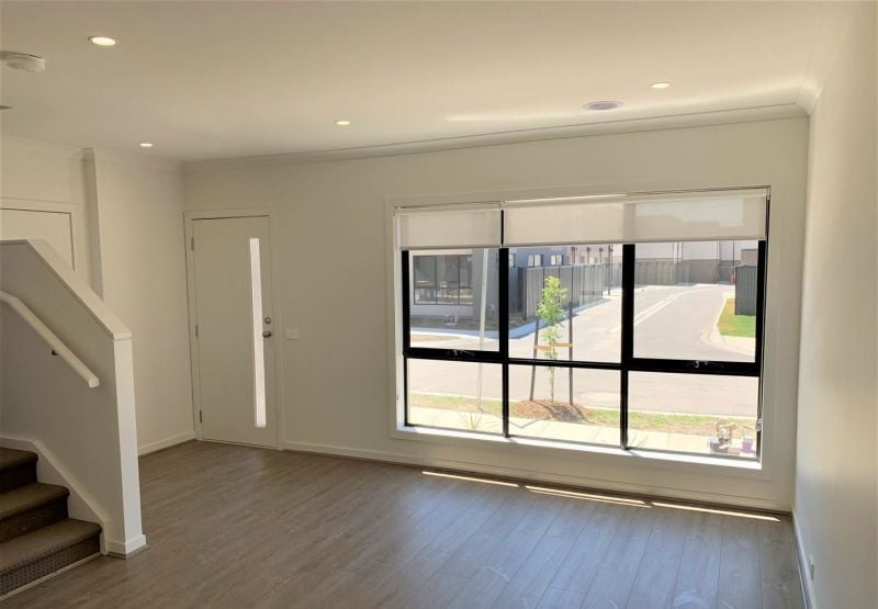 8 Regatta Drive, Craigieburn