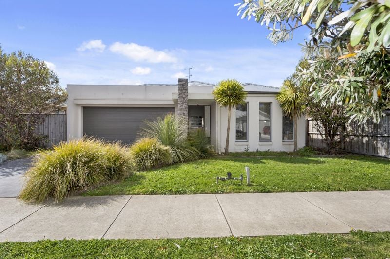 22 Corymbia Circuit Barwon Heads VIC, Barwon Heads - Thumbnail 2