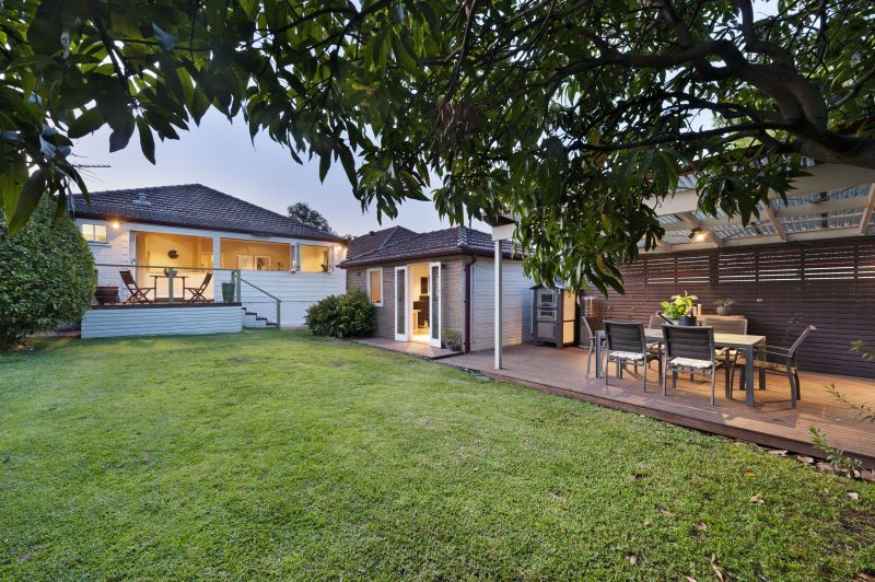 90 Queen Street, Ashfield