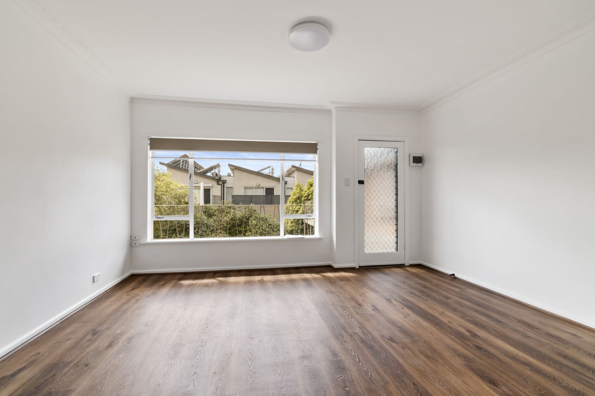 Come and Live in THE AVENUE!