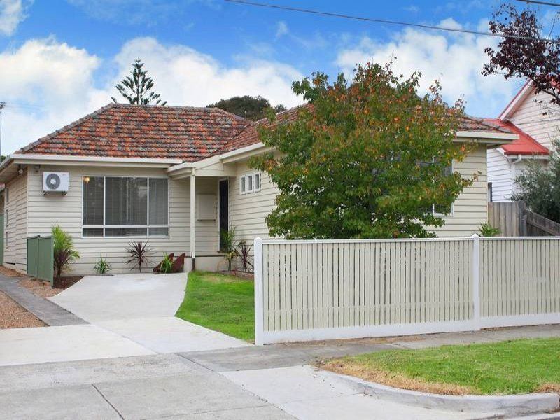 Beautifully Renovated 3 Bedroom Home!
