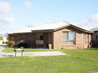 1/120 Bradshaw Street, LATROBE, Latrobe - Thumbnail 2