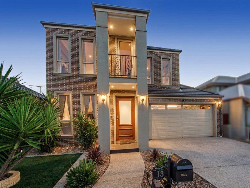 13 Toolondo Close, Caroline Springs - Thumbnail 2