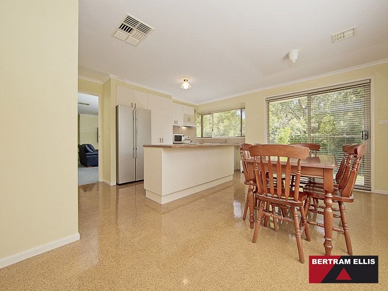 3B Tinaroo Place, Duffy - Thumbnail 8