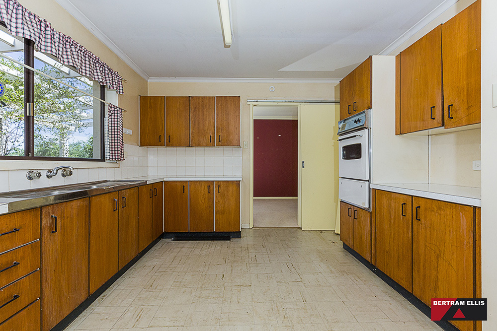 16 Lycett Street, Weston - Thumbnail 6