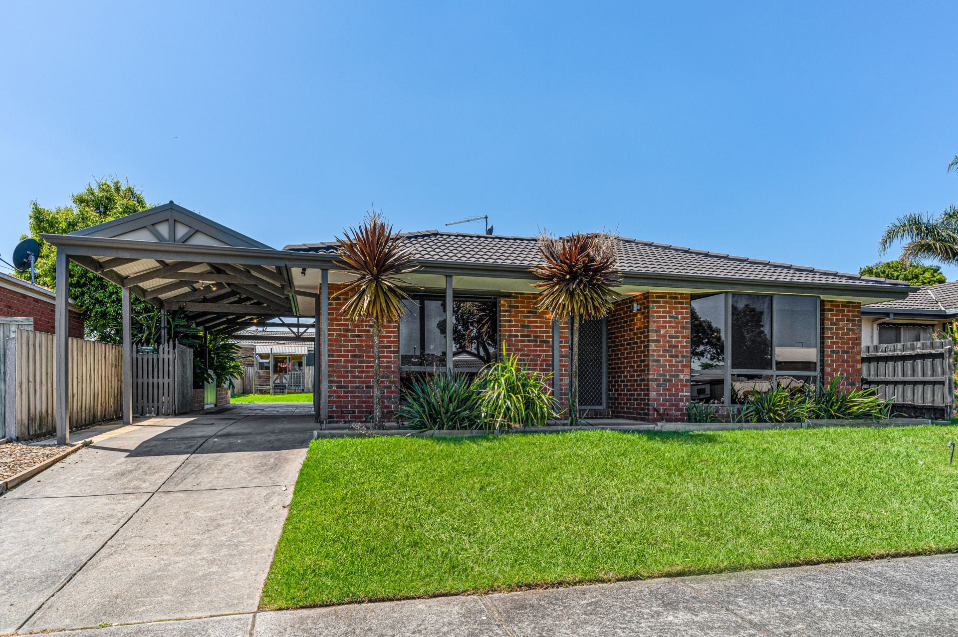 18 Orama Avenue, Carrum Downs OBrien Real Estate