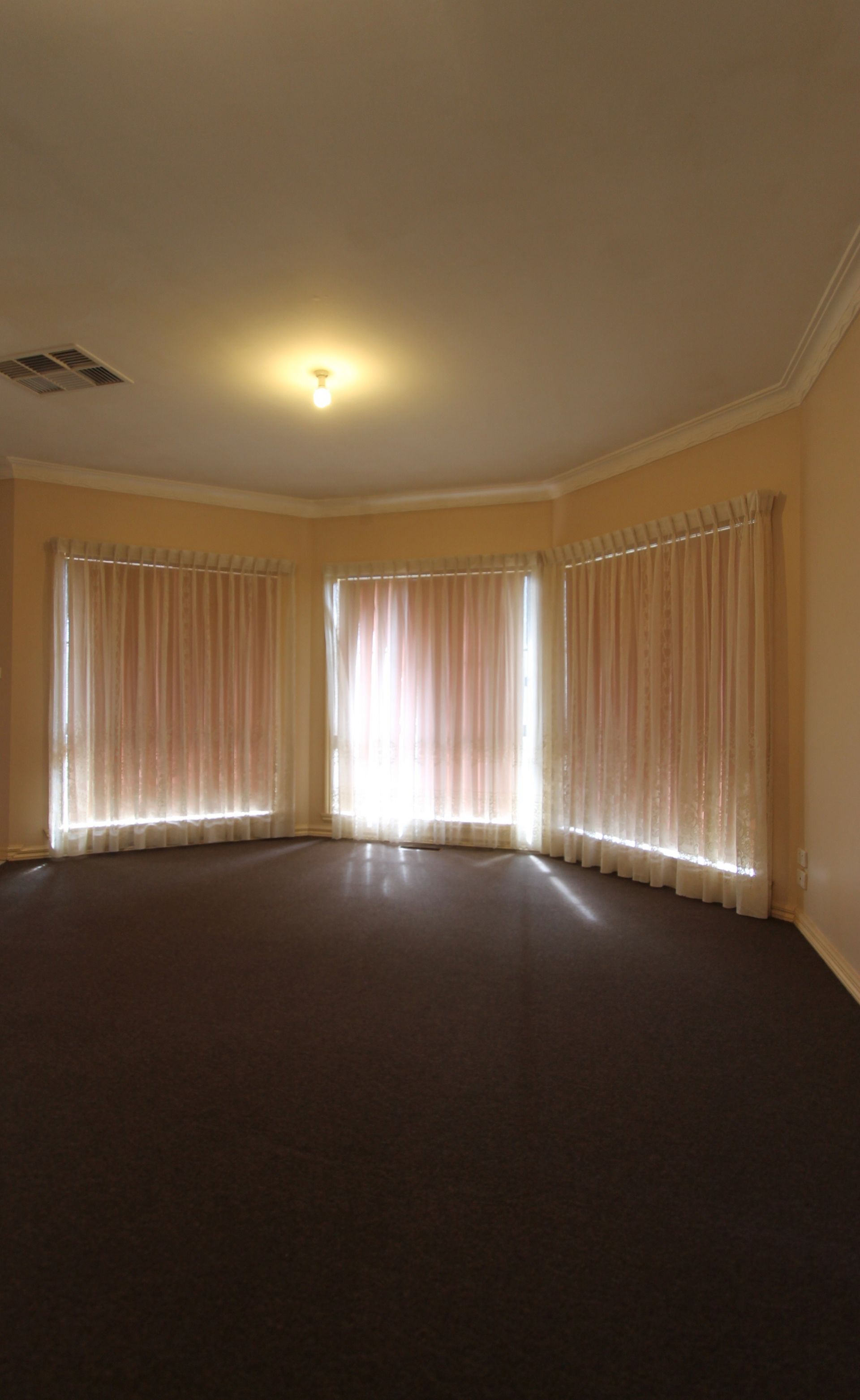 COMFORT, CLASS & CONVENIANCE!!