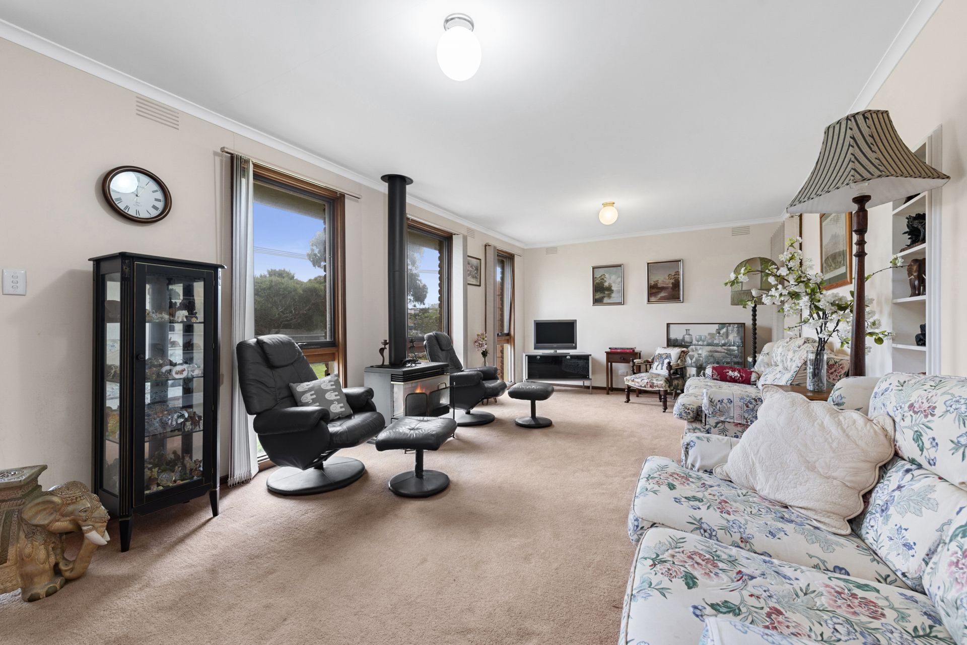 17 Sunningdale Avenue, Mornington OBrien Real Estate