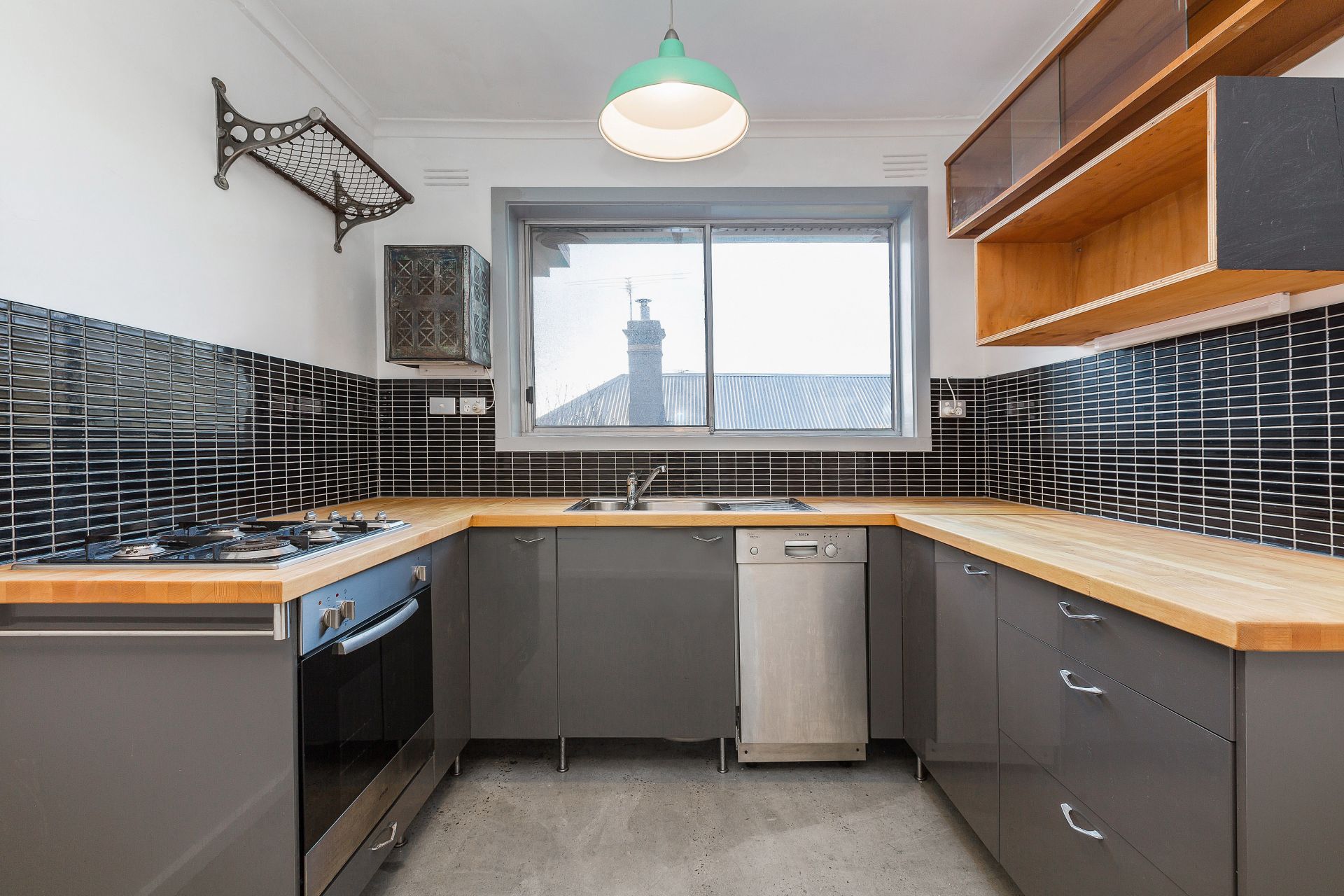 4/20 Stirling Street, Footscray - Thumbnail 2