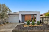 10 Diamond Drive Werribee VIC, Werribee - Image 1