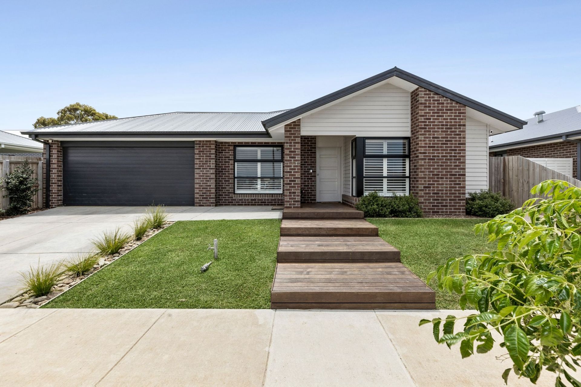 24 Lady Earl Crescent Ocean Grove Victoria, Ocean Grove - Thumbnail 2