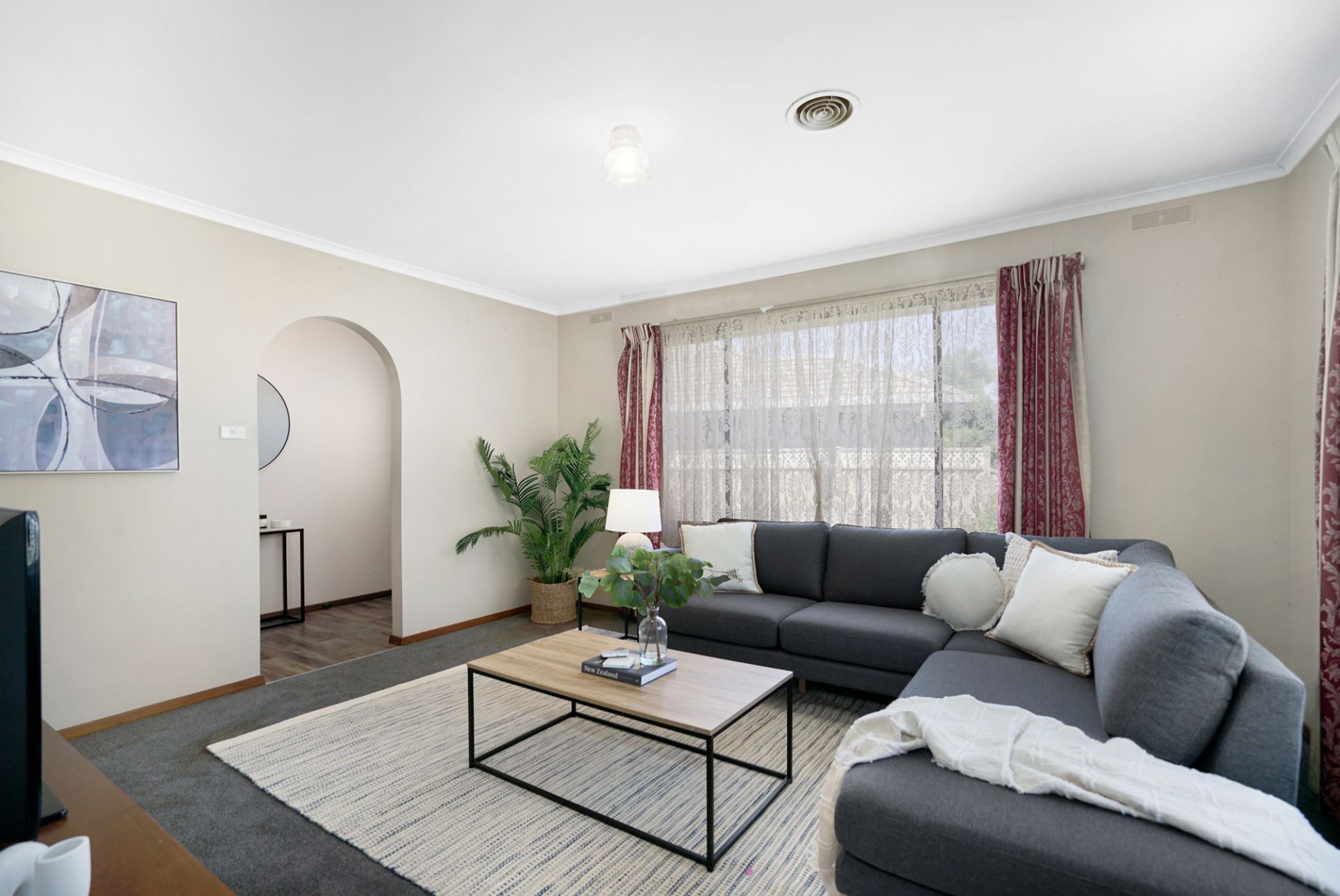 22 Elinand Street Wendouree VIC, Wendouree - Thumbnail 5
