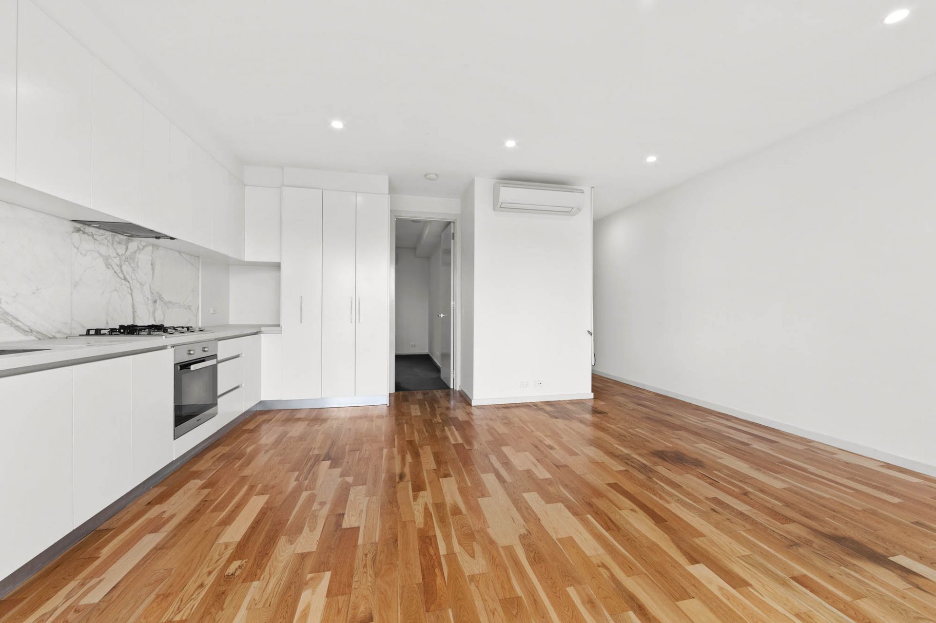 1/467C Hawthorn Road, Caulfield South - Thumbnail 3