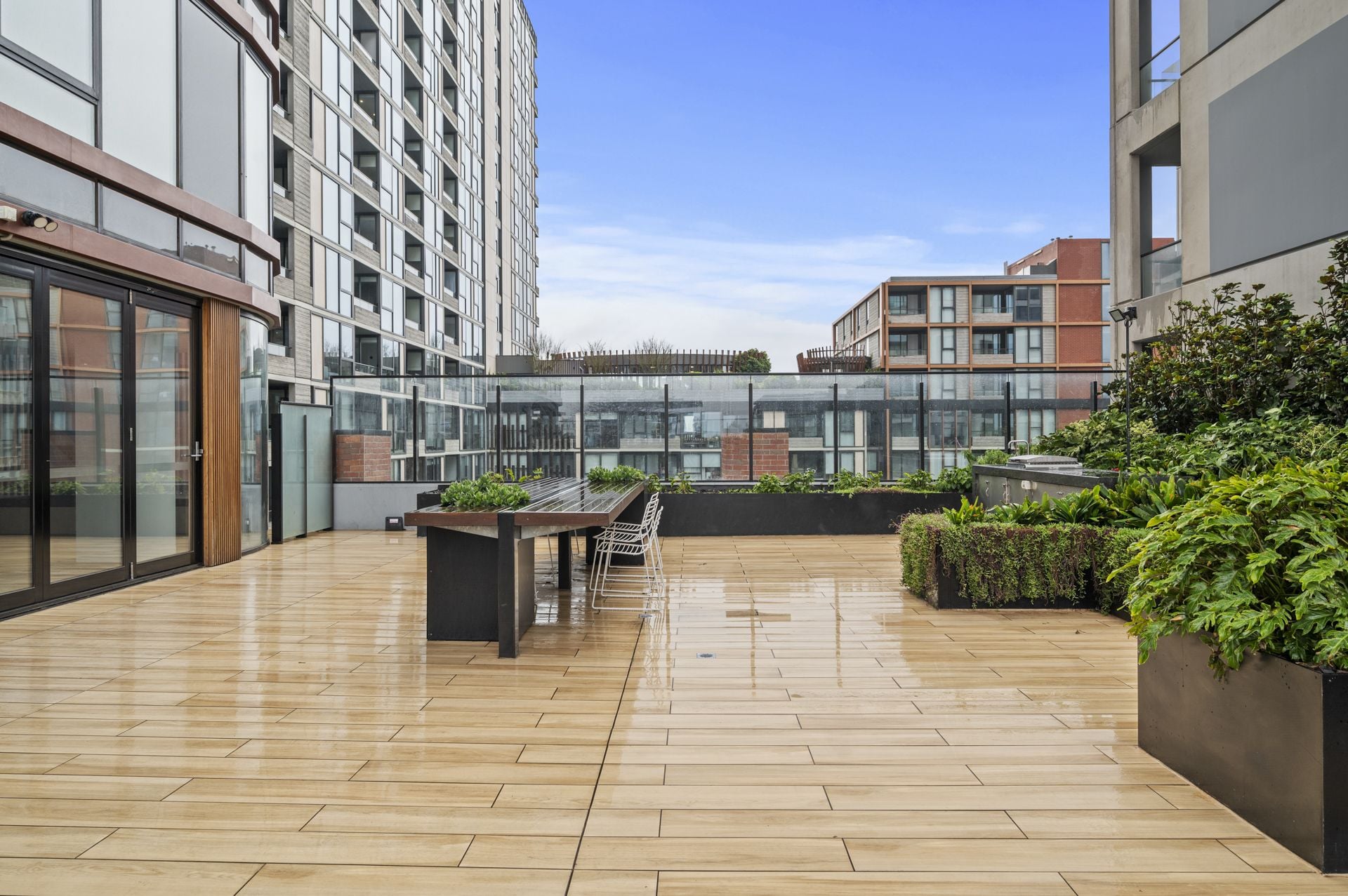 Spacious Apartment with Exclusive Amenities!