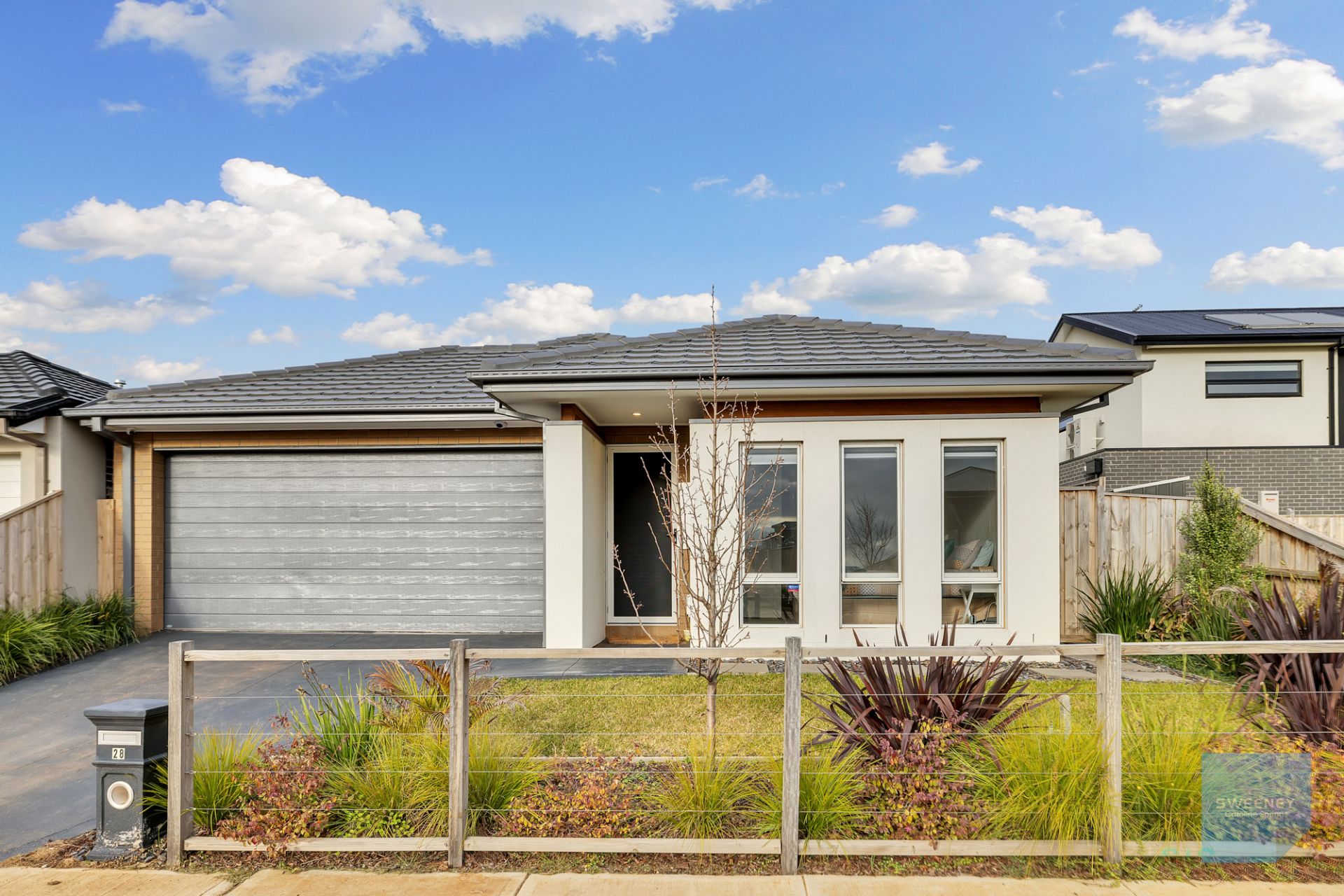 28 Clover Drive, Rockbank - Thumbnail 2