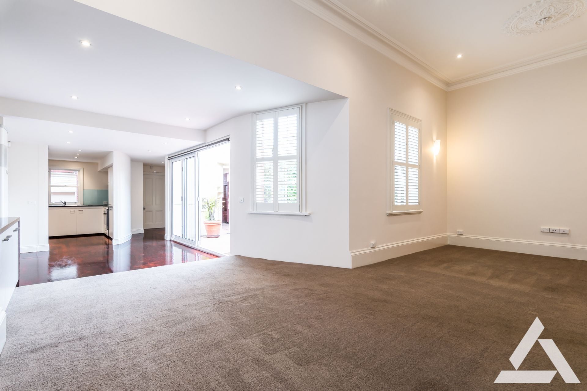 115 Napier Street South Melbourne, South Melbourne - Thumbnail 2