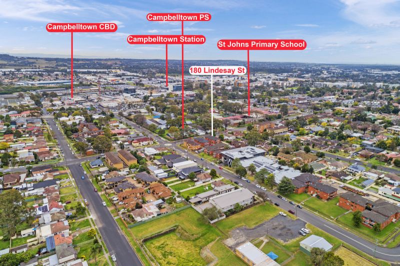 Real Estate For Sale 1/180 Lindesay Street Campbelltown , NSW