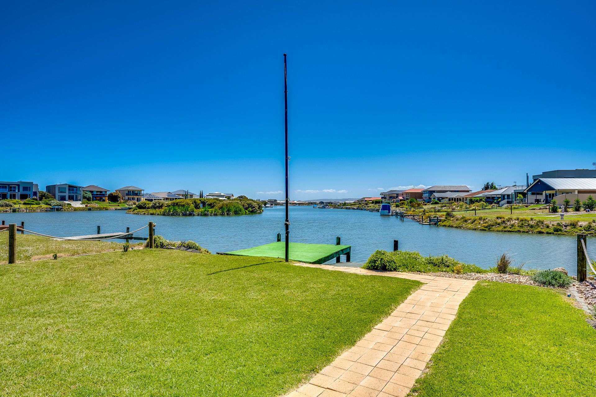151 Excelsior Parade, Hindmarsh Island South Coast Realty