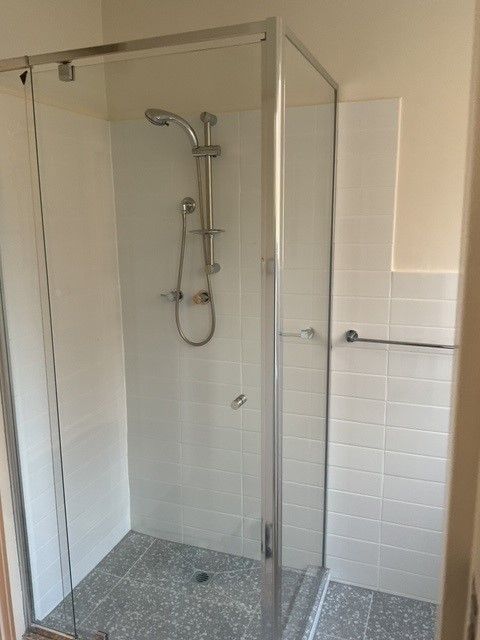 **Spacious and Sunny**