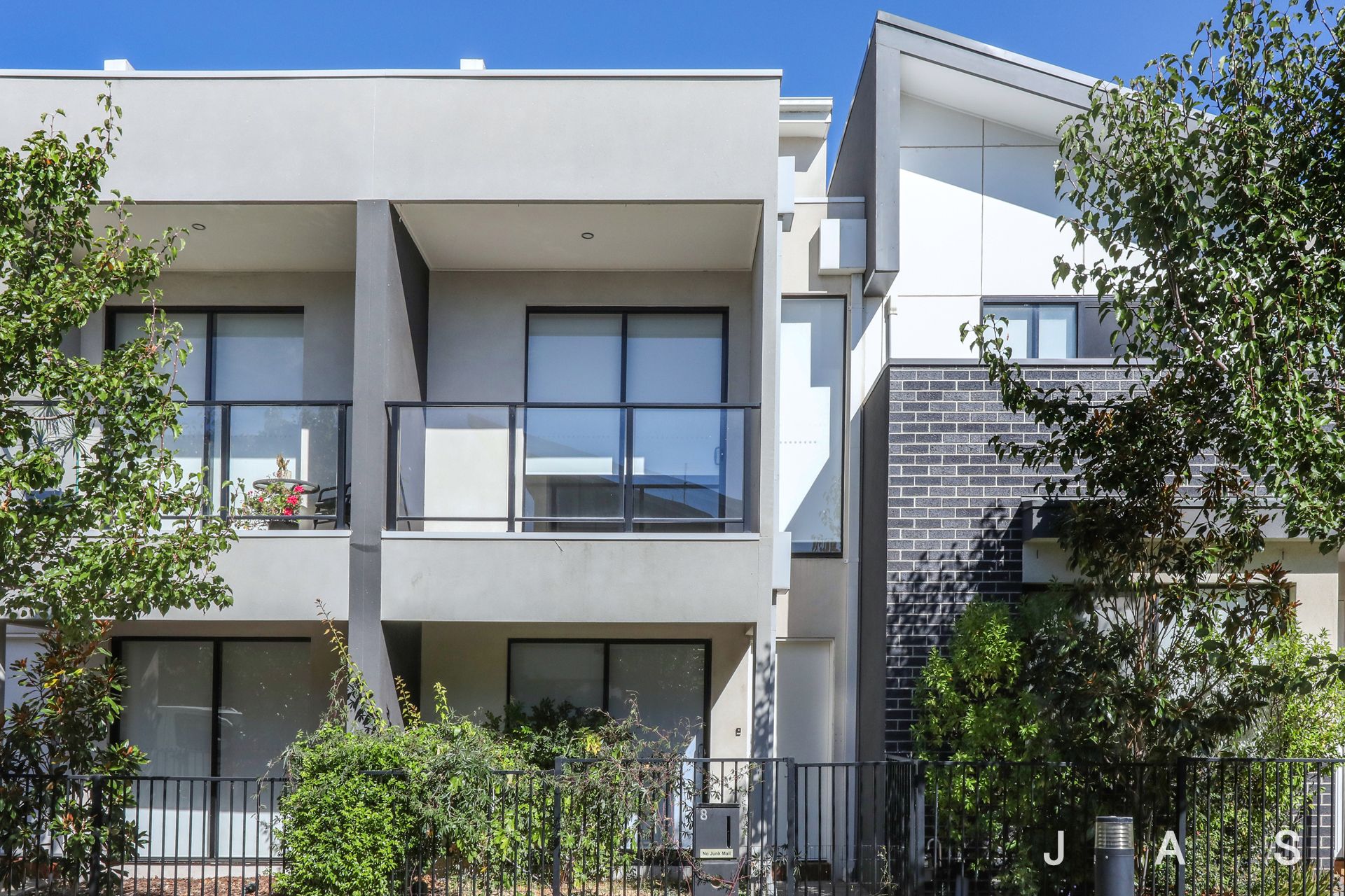 8 Highbury Street West Footscray VIC, West Footscray - Thumbnail 2