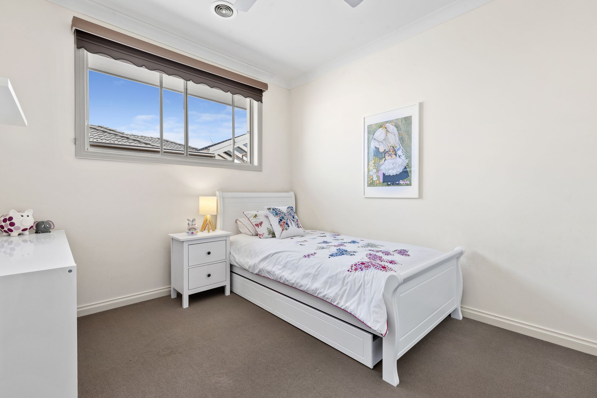 PRIME LOCATION , BEACONSFIELD GEM