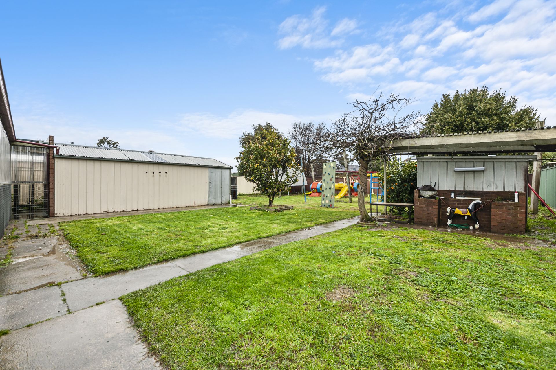 13 Sidbury Avenue, Wendouree, Wendouree, Wendouree - Thumbnail 2