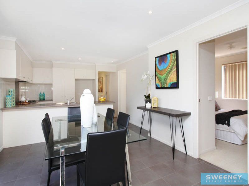 17 Cassan Way, Caroline Springs - Thumbnail 4