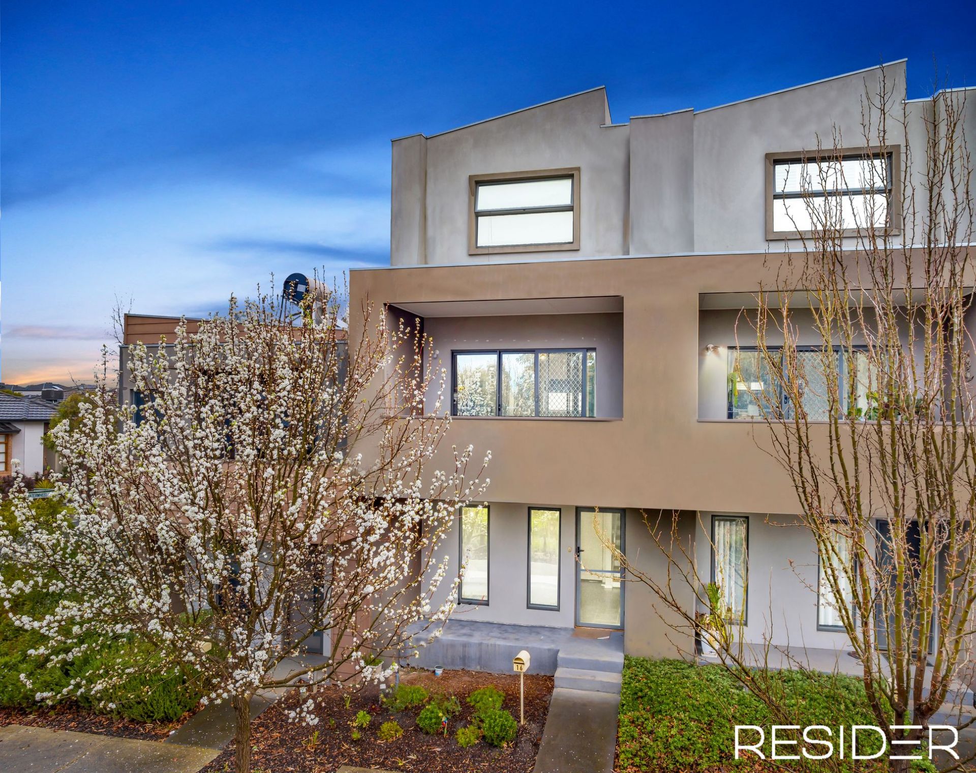 16 Heartlands Lane Mernda, Mernda - Thumbnail 3