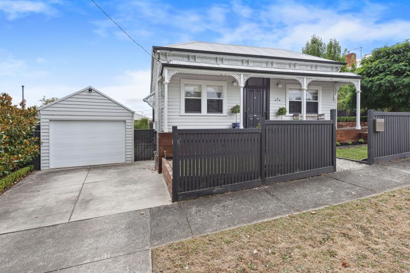 7 Cameron Street, Golden Point, Golden Point - Thumbnail 4