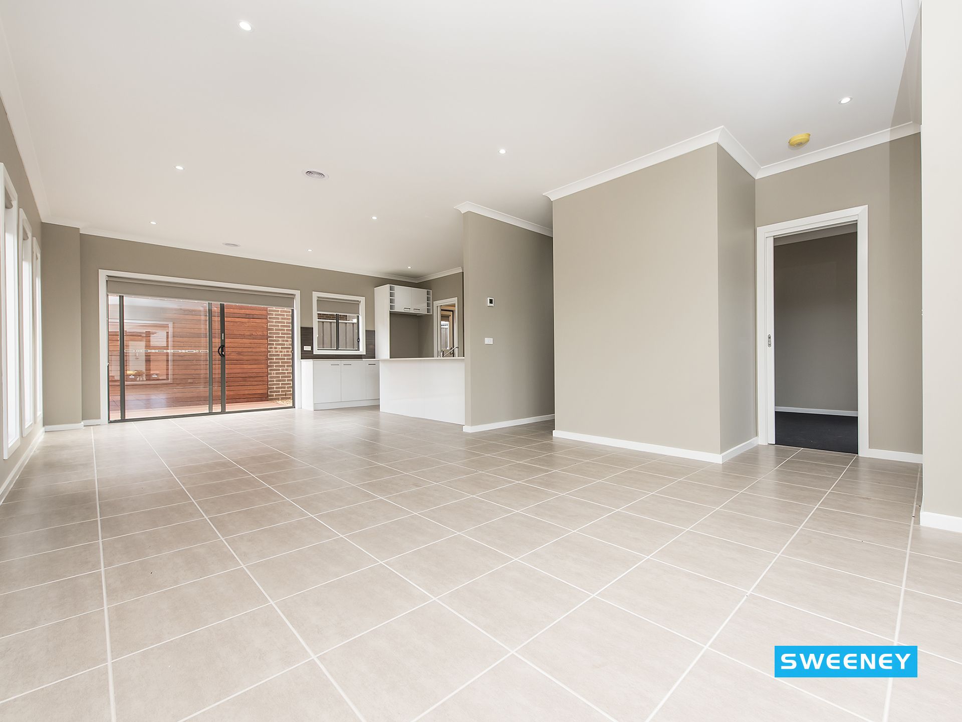 2 Axis Avenue, Plumpton - Thumbnail 3