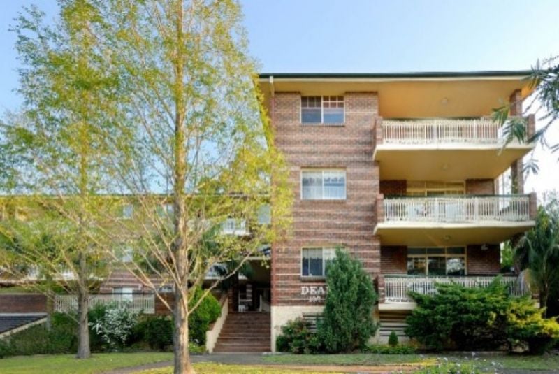 102-106 Flora Street